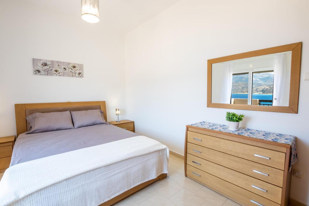 Apartamento Harbor View Kárpatos Exterior foto