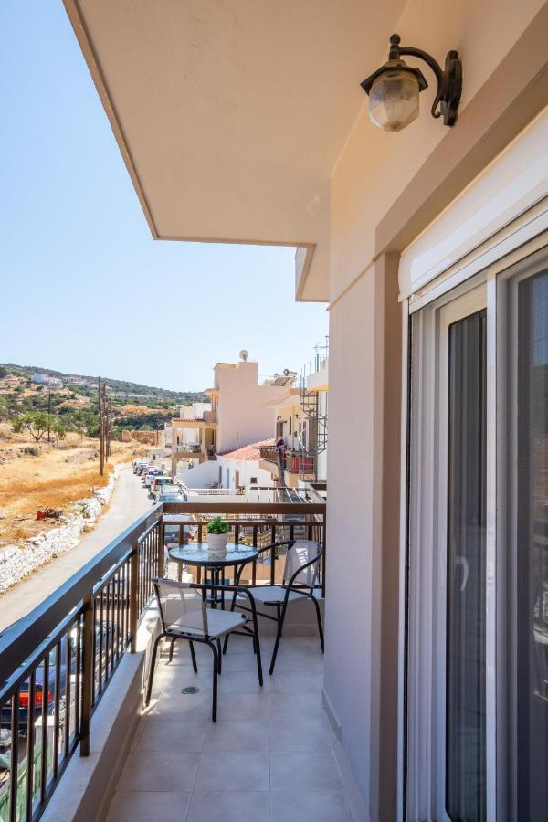 Apartamento Harbor View Kárpatos Exterior foto