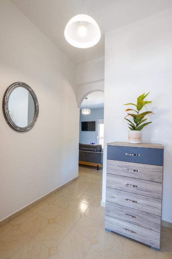 Apartamento Harbor View Kárpatos Exterior foto